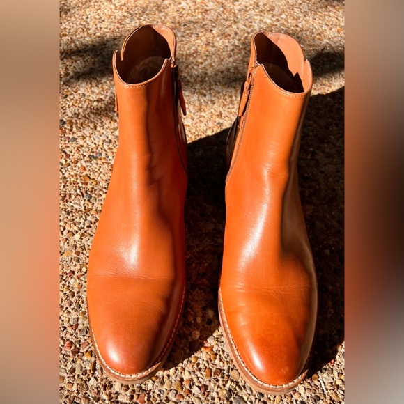 Cole Haan Chelsea Boot, 9.5B - Picture 5 of 6